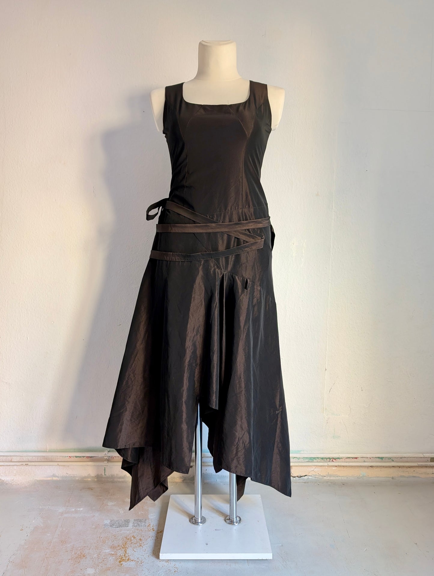 ASYMMETRICAL SATIN DRESS