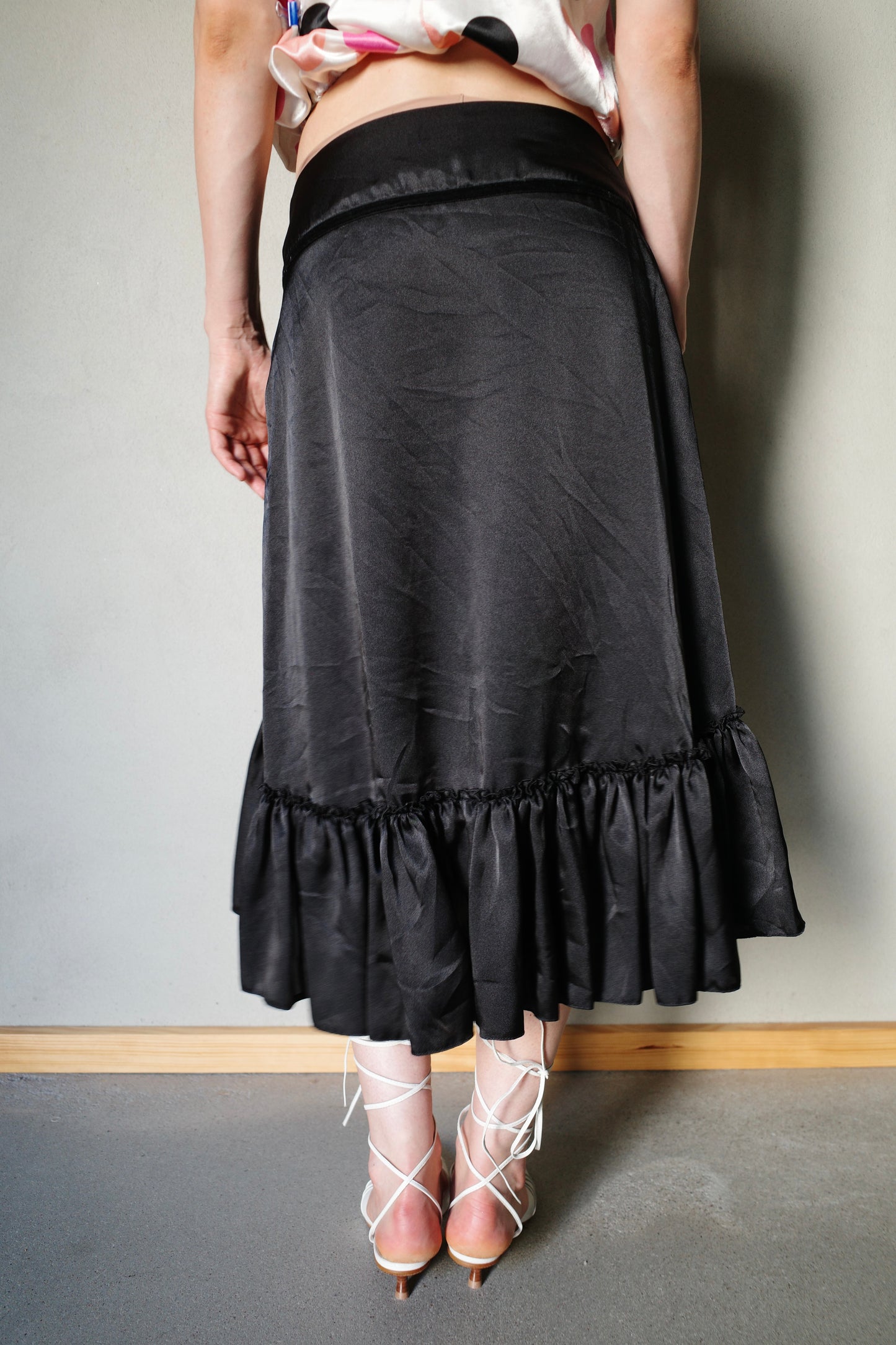 ASYMMETRICAL VELVET SATIN SKIRT