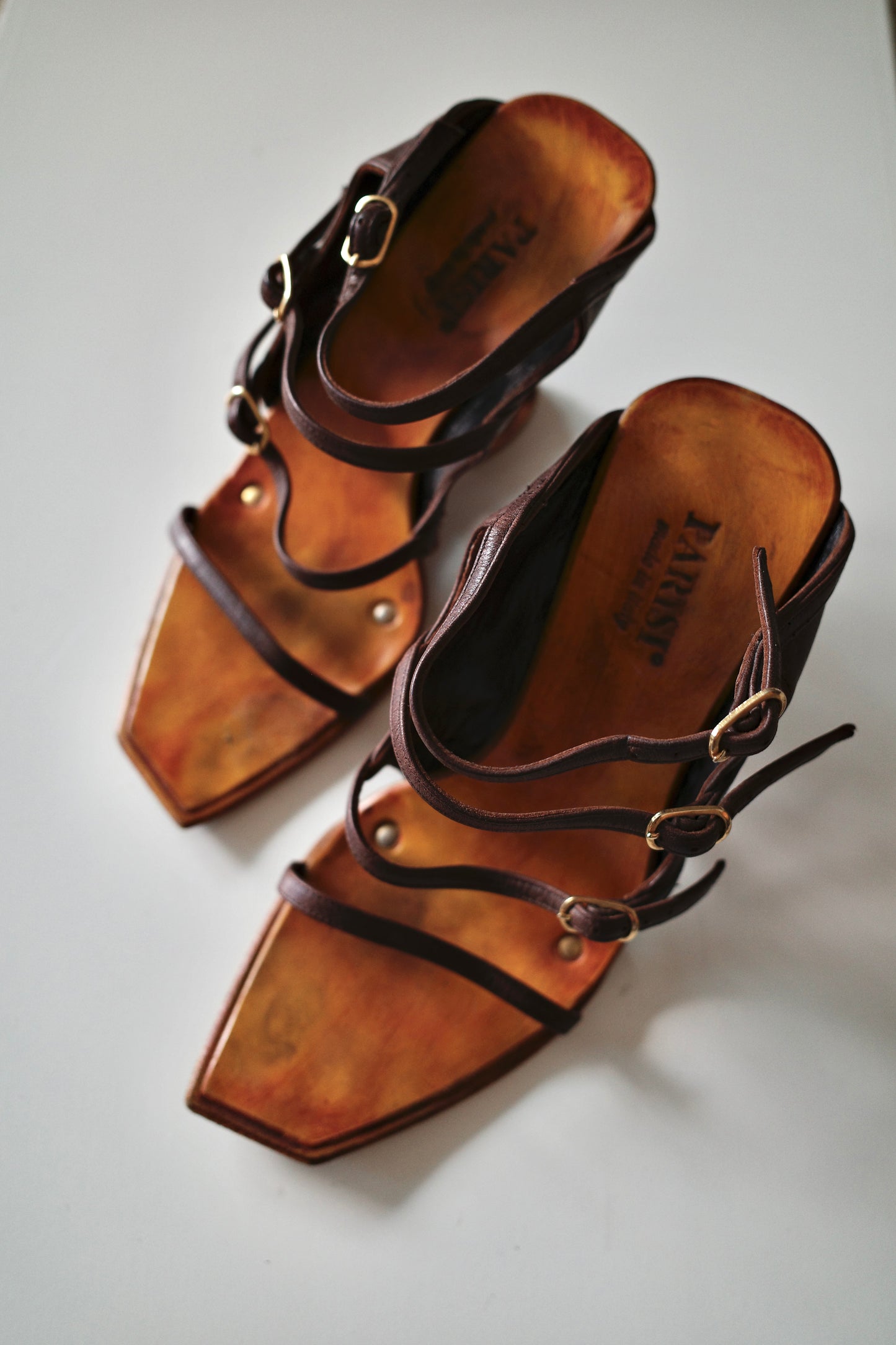 PARISI & NADALINI SPOOKY WEDGES