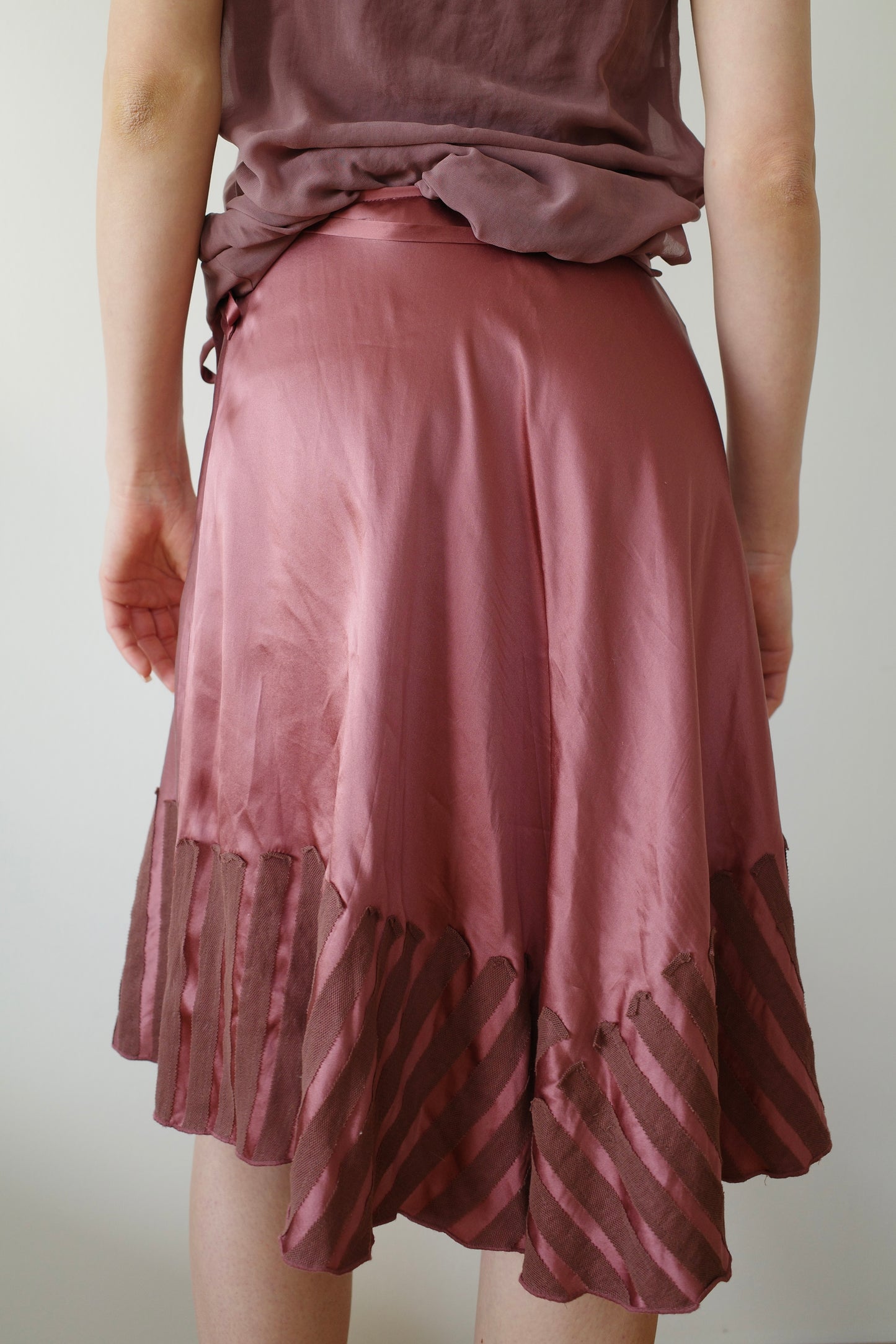 VINTAGE 100% SILK MAUVE SKIRT