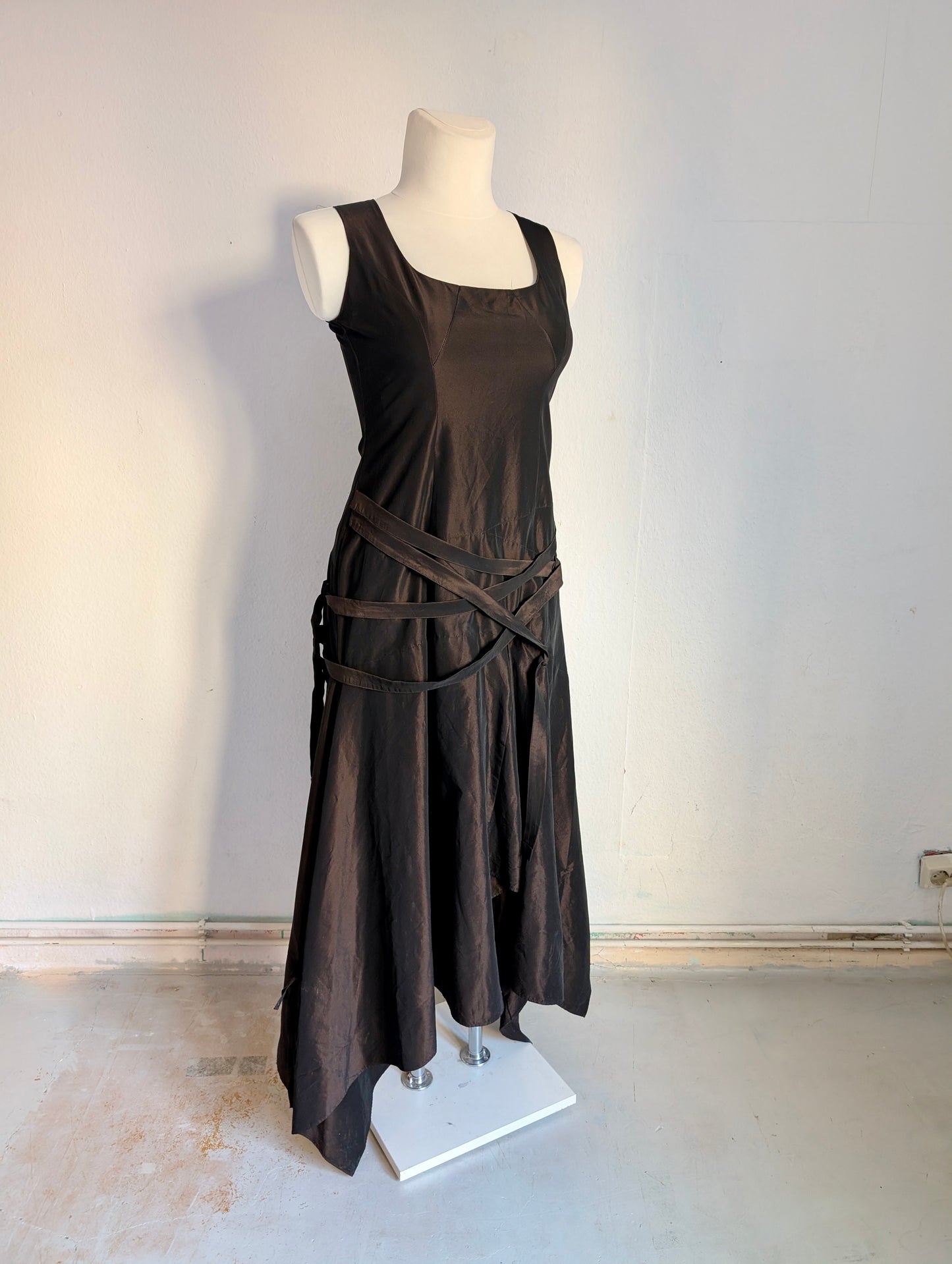 ASYMMETRICAL SATIN DRESS