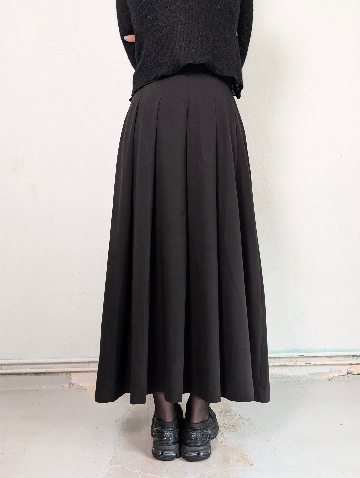 Pleated Belt Skirt