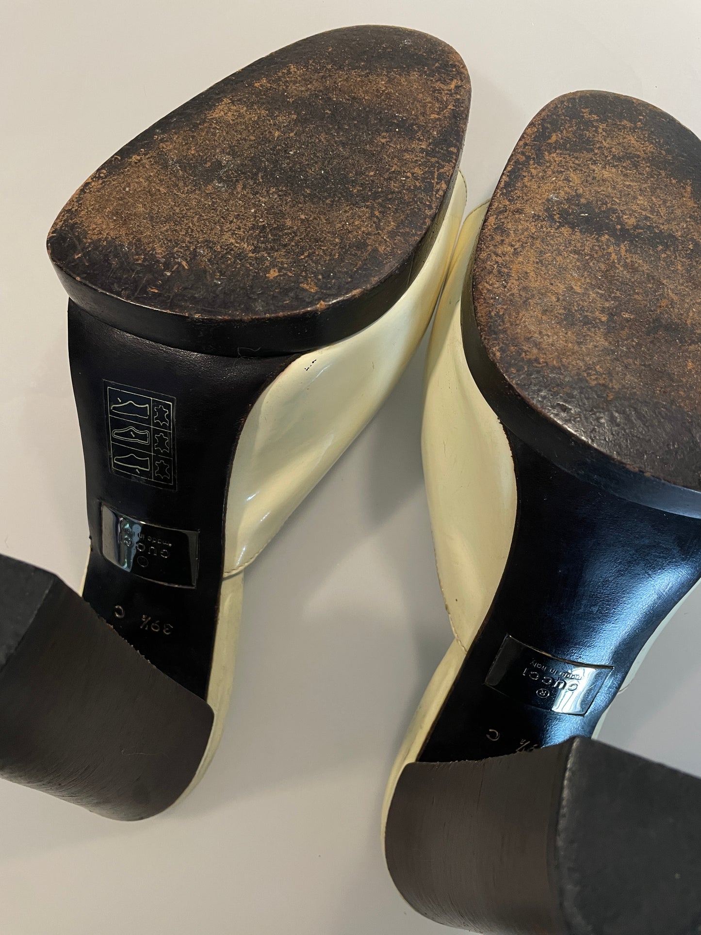 GUCCI BY TOM FORD BLOCK MULES