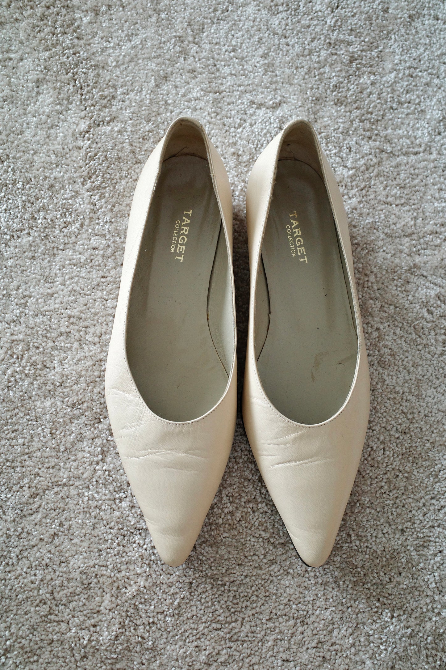 VINTAGE POINTY BALLERINAS