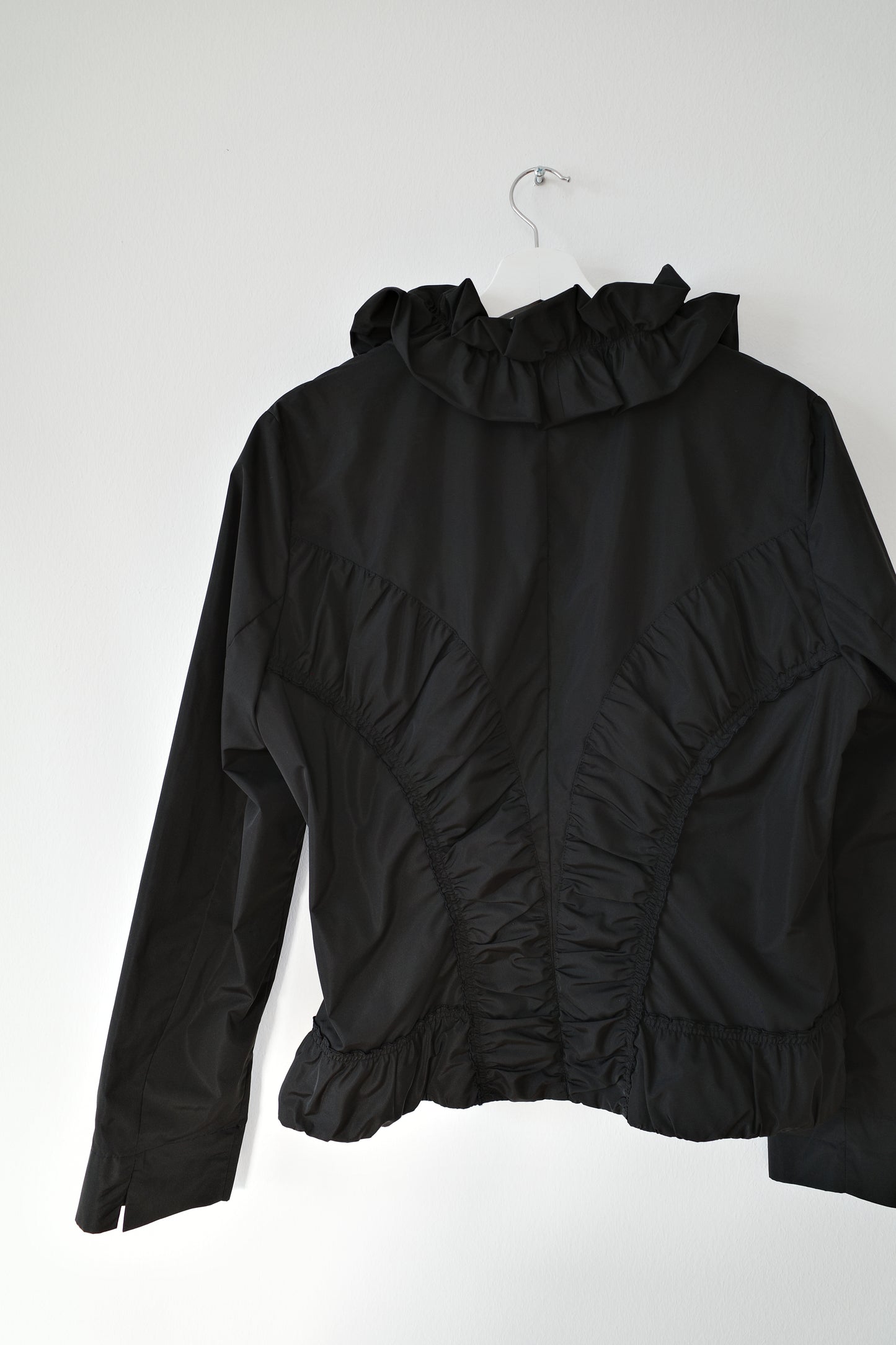 VINTAGE RUFFLED TECH JACKET