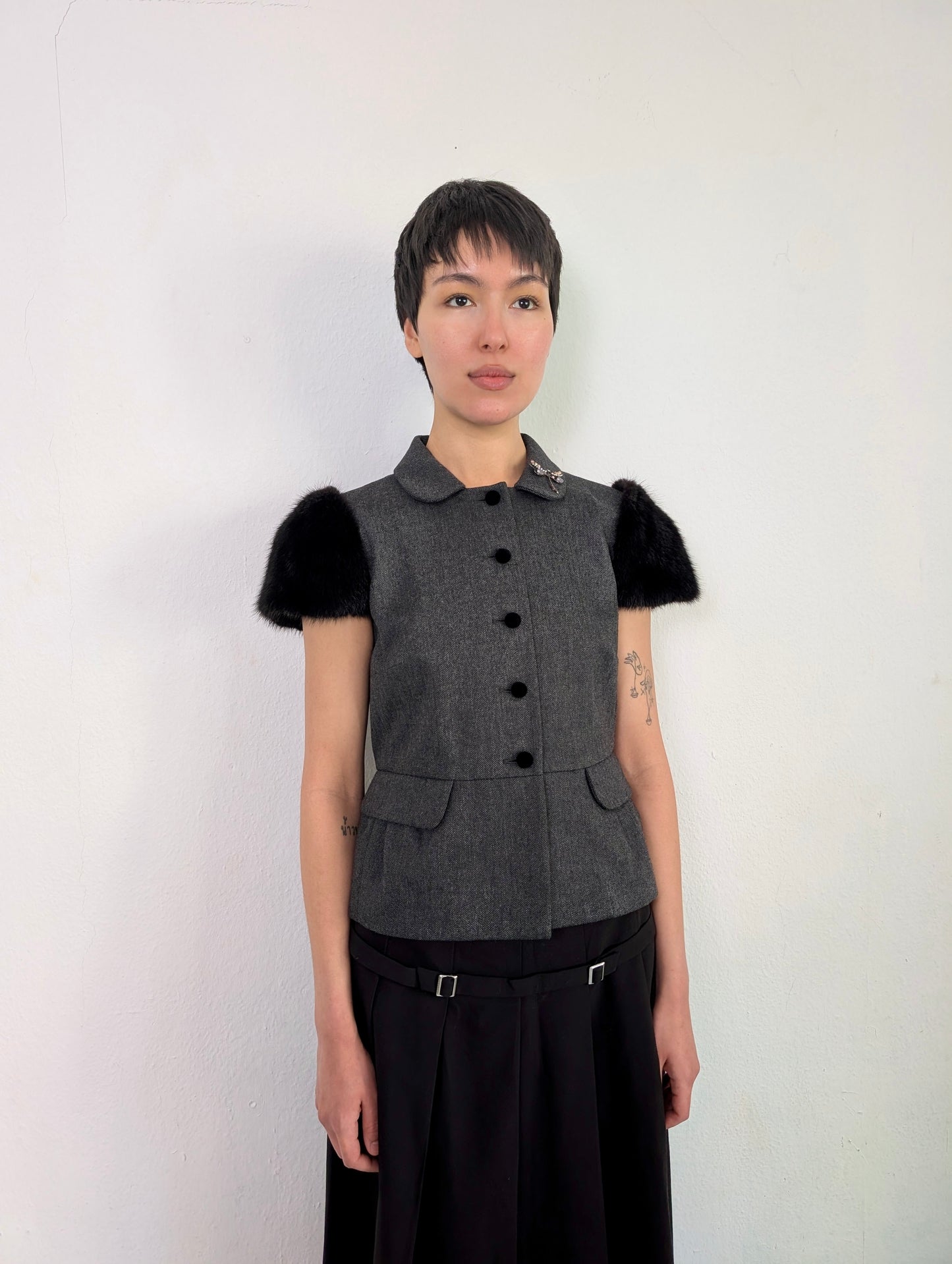 VALENTINO FUR SLEEVE BLAZER