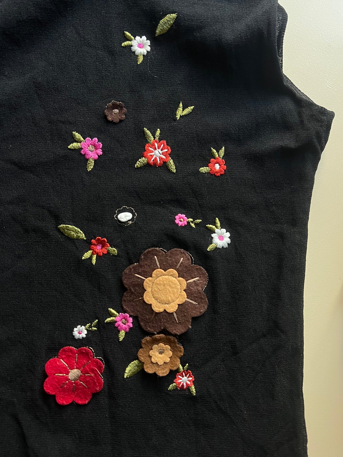 MESH TURTLENECK WITH EMBROIDERED FLOWERS