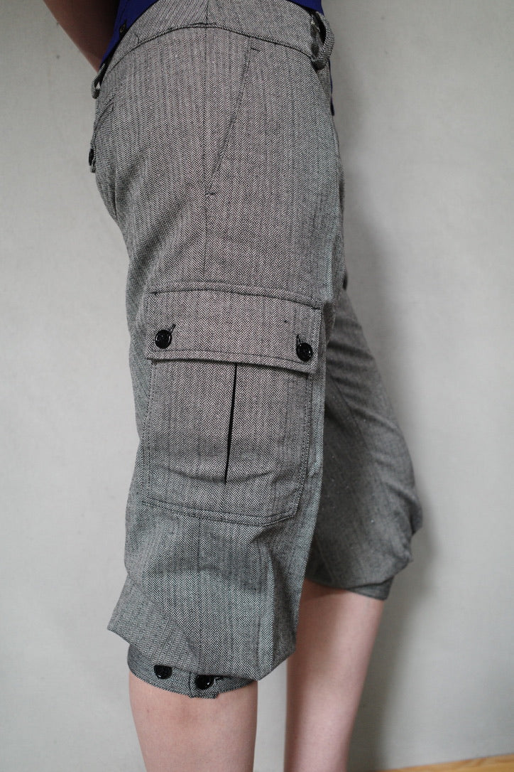 SHIMMERY VISCOSE CAPRI PANTS