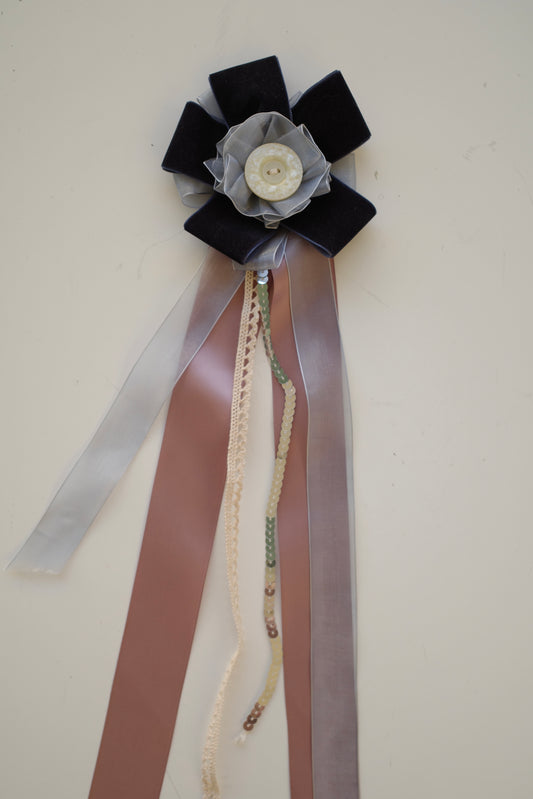 WILSON & WINONA BOW BROOCH