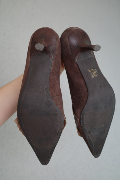 DANIEL HECHTER SUEDE KITTEN HEELS