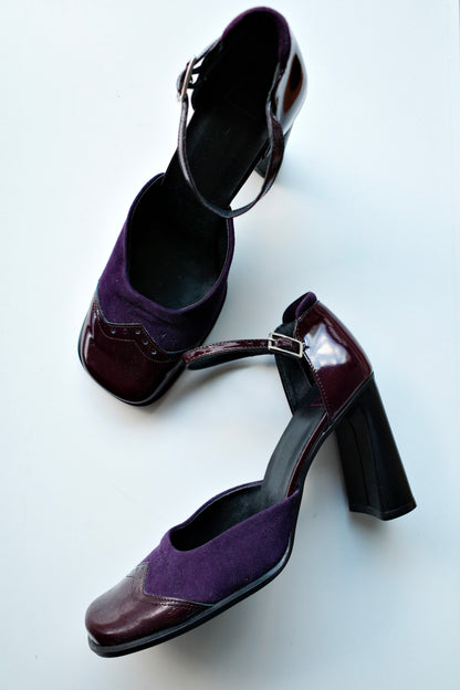 VINTAGE MARY JANES