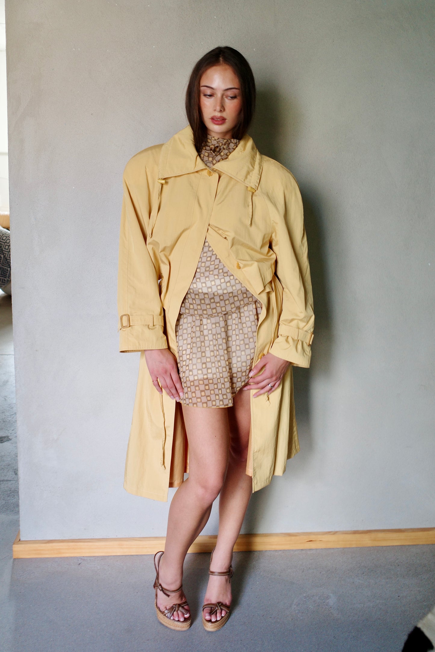 80s BUTTERYELLOW TRENCHCOAT