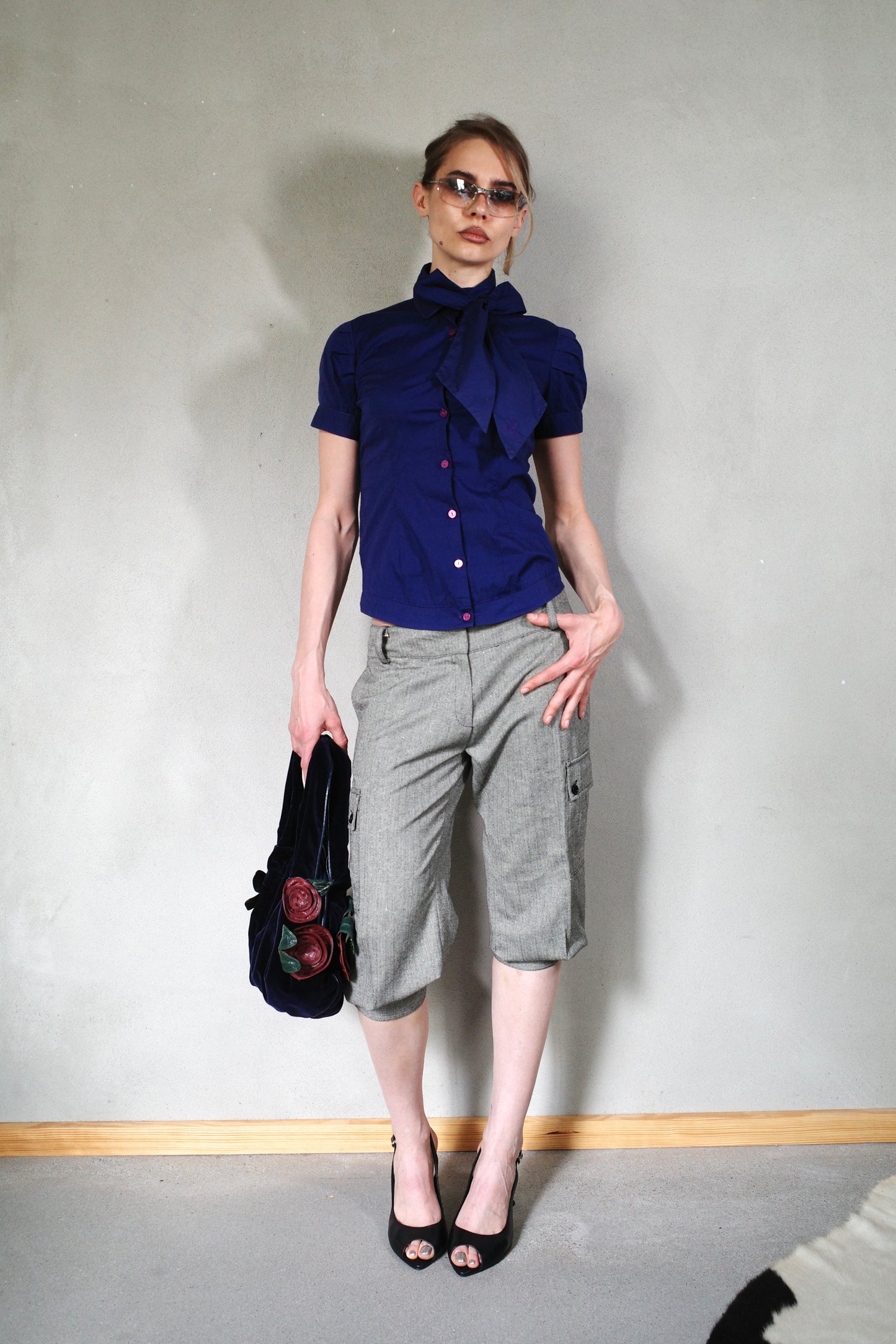 SHIMMERY VISCOSE CAPRI PANTS