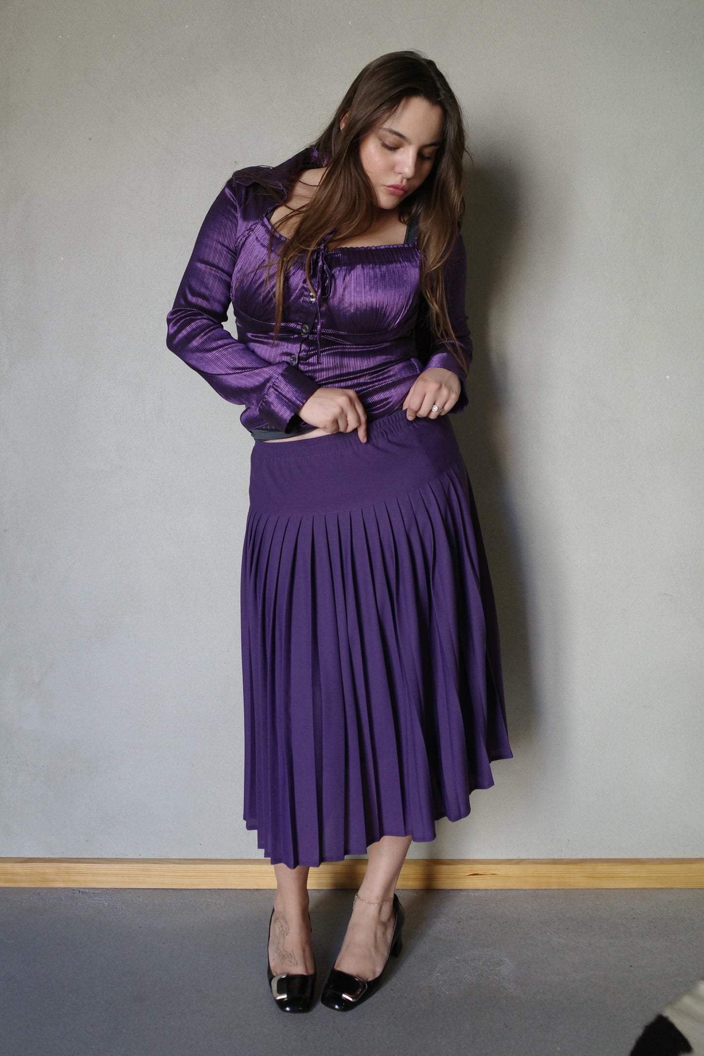 PLEATED MIDI SKIRT