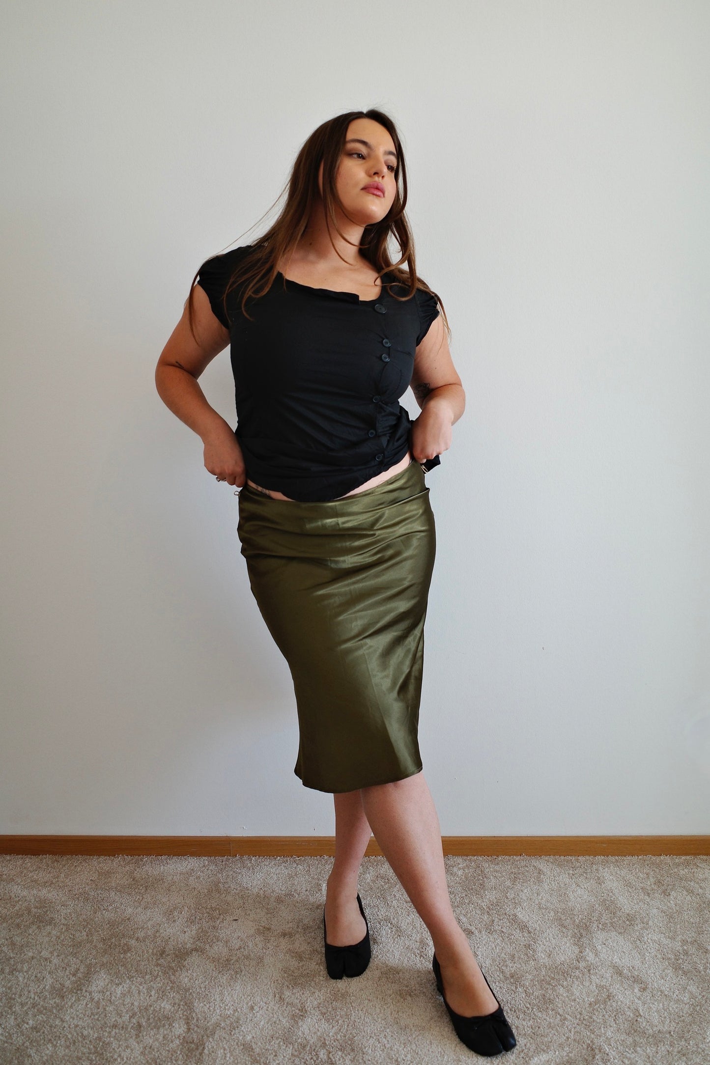 VINTAGE SATIN MIDI SKIRT
