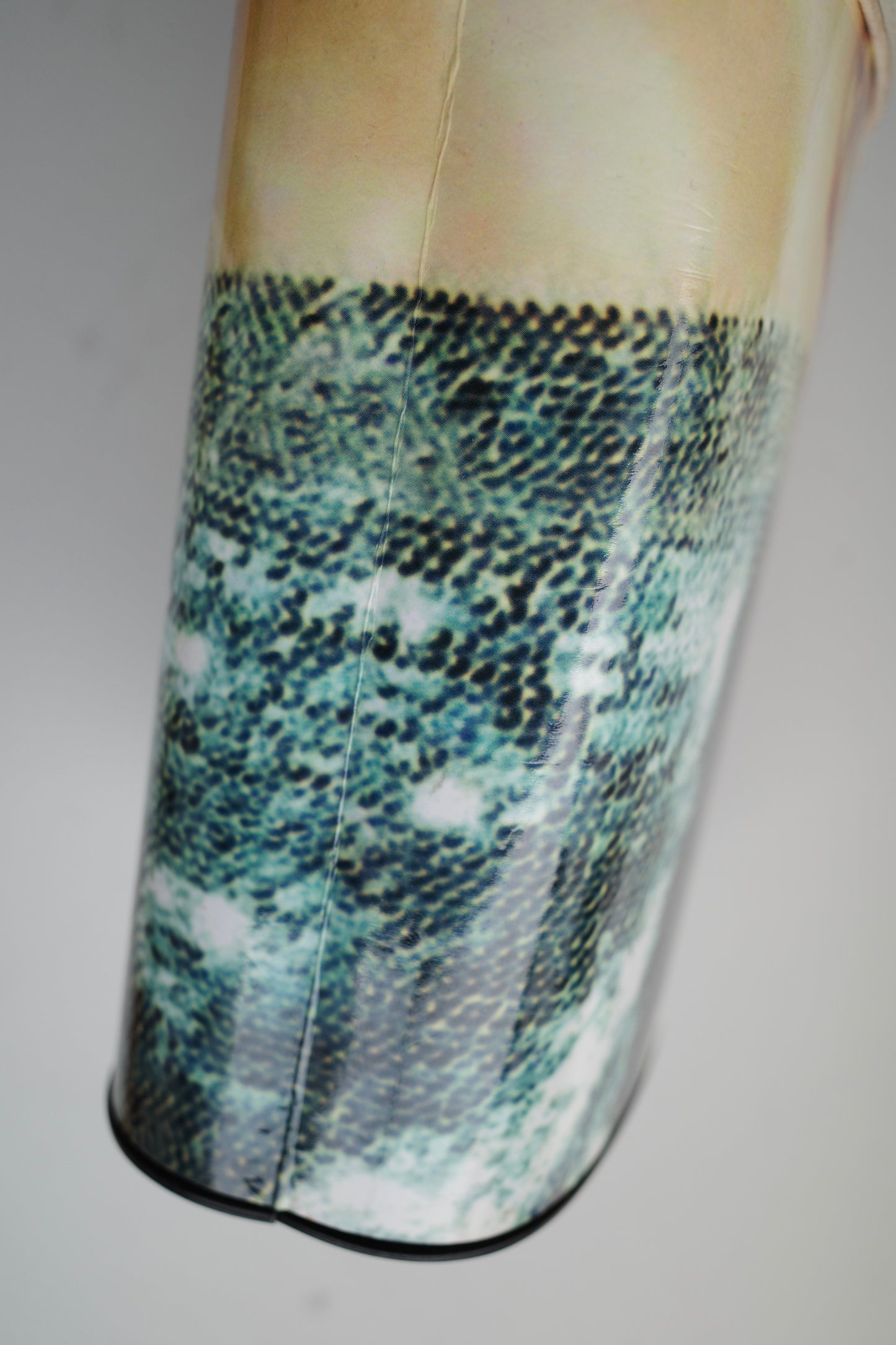 MAGAZINE CLUTCH (GREEN, TAYLOR)