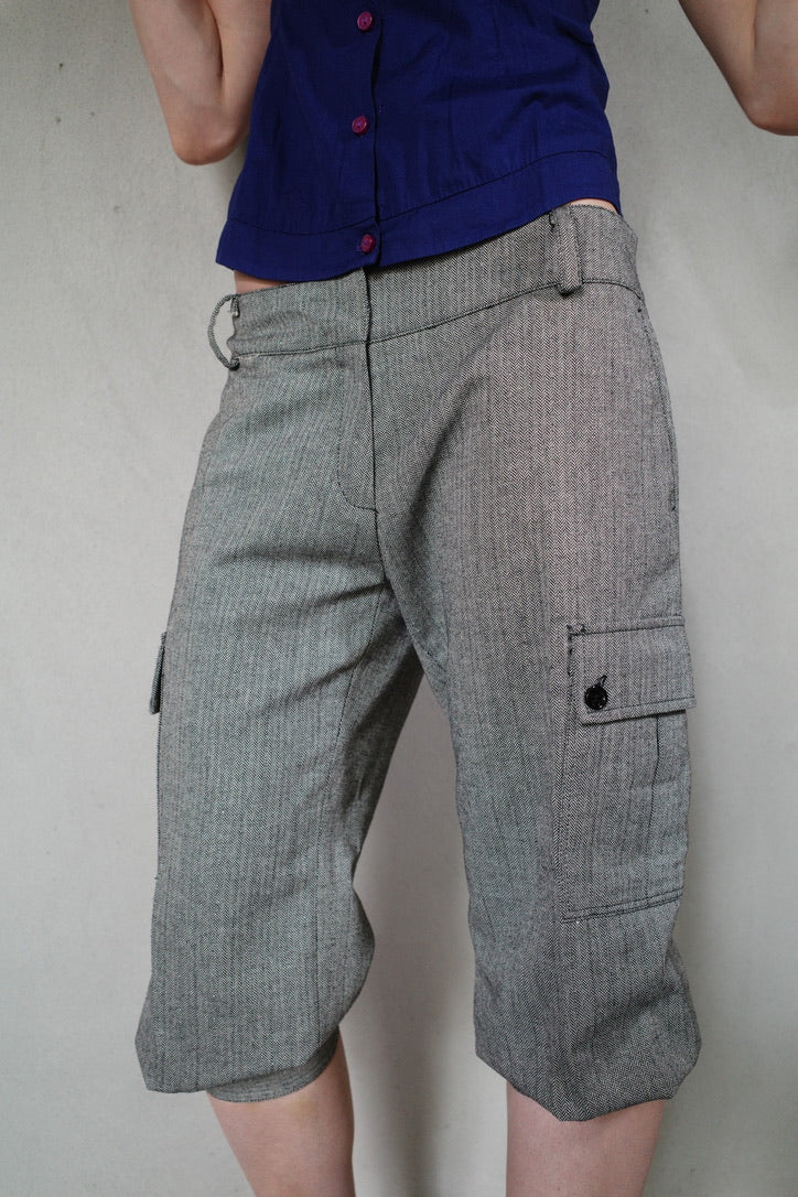 SHIMMERY VISCOSE CAPRI PANTS