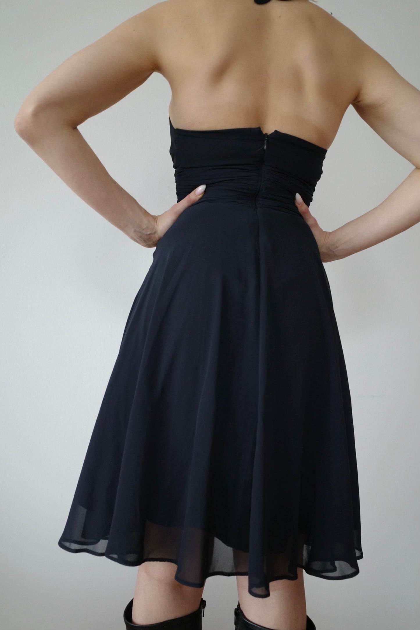 VINTAGE HALTERNECK DRESS