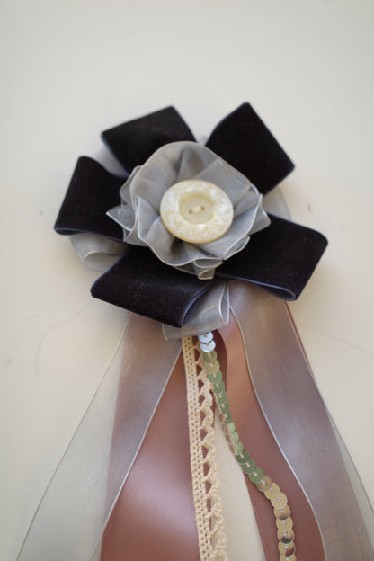 WILSON & WINONA BOW BROOCH