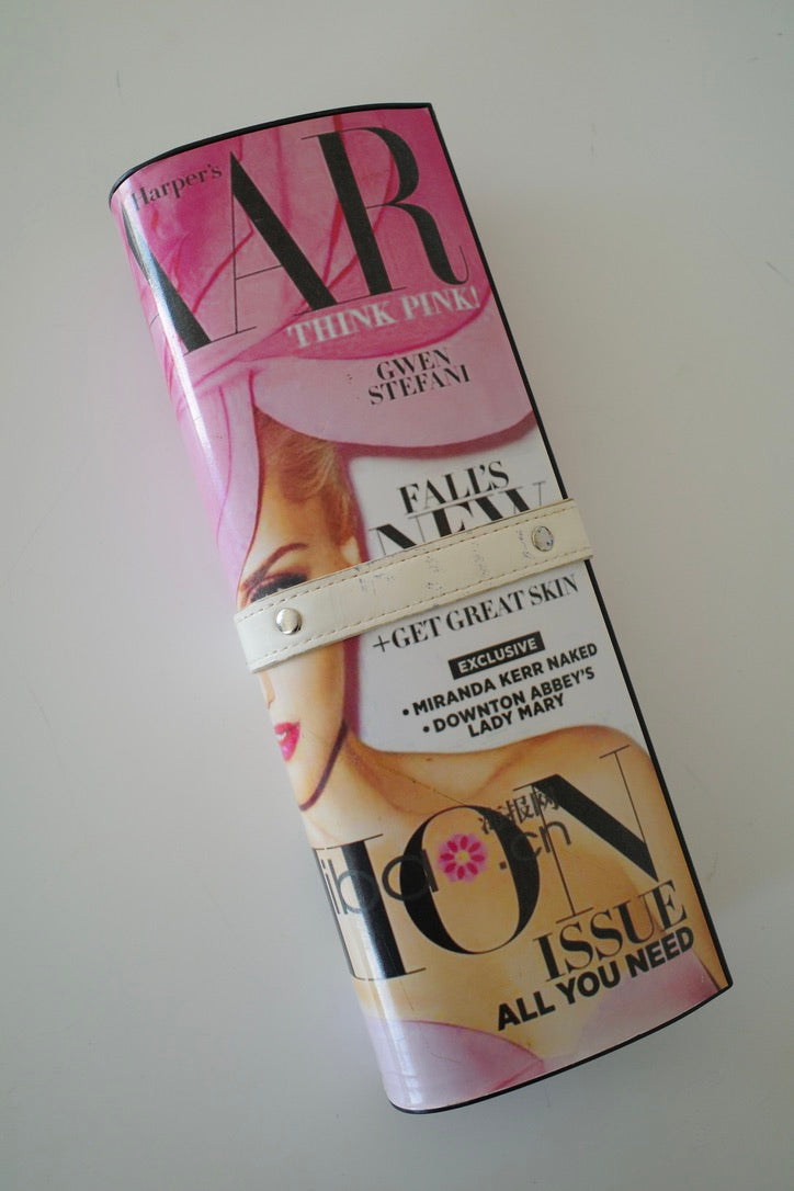 MAGAZINE CLUTCH (PINK)