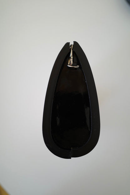 MAGAZINE CLUTCH (RED)