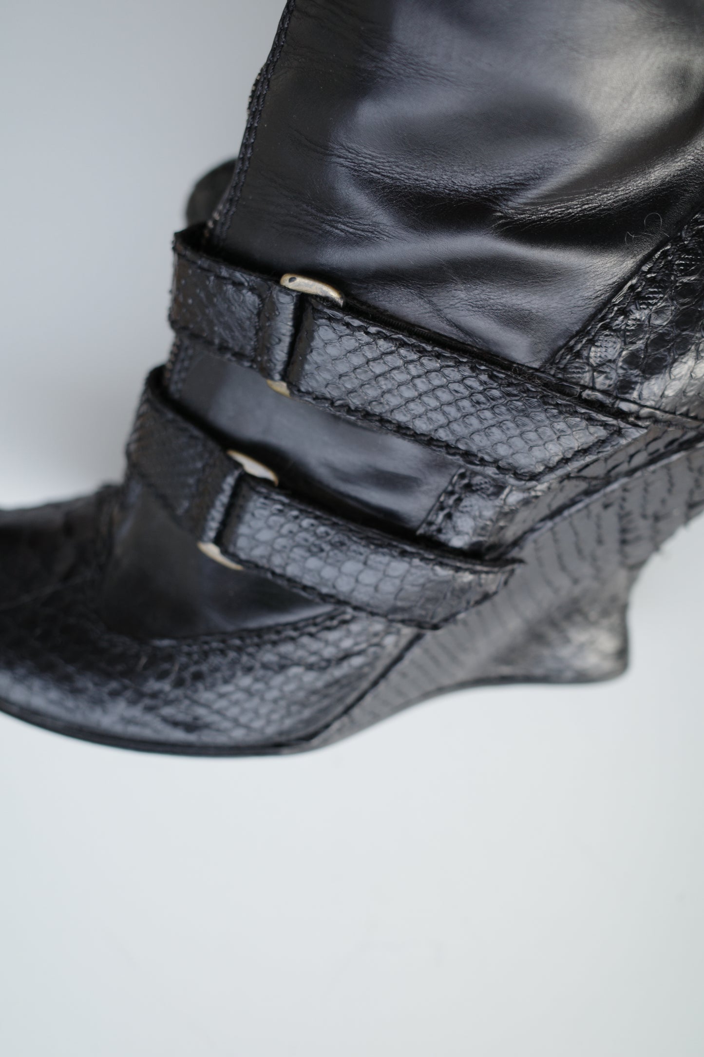 ALEXANDER MCQUEEN F/W 2006 PYTHON BOOTS