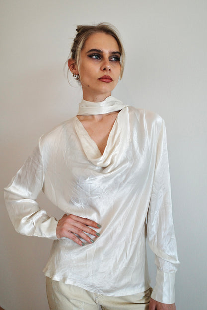 VINTAGE SILK BLOUSE /W SCARF