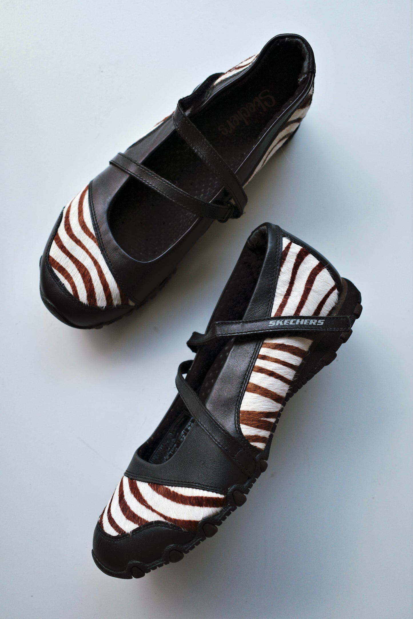 SKECHER'S ZEBRA FLATS