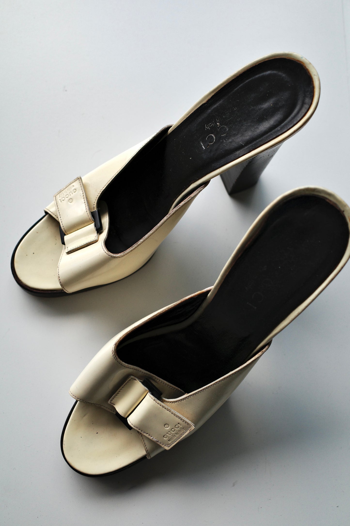 GUCCI BY TOM FORD BLOCK MULES