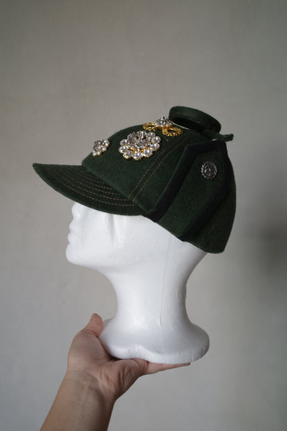 MIU MIU F/W 2019 BROOCH WOOL CAP