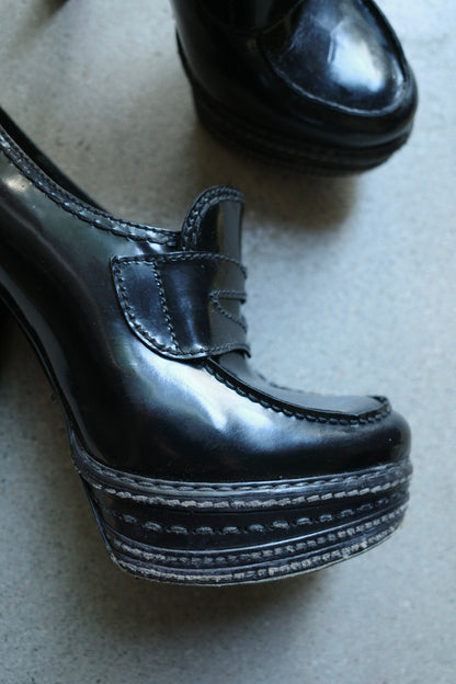 PRADA S/S 2009 LOAFER HEELS