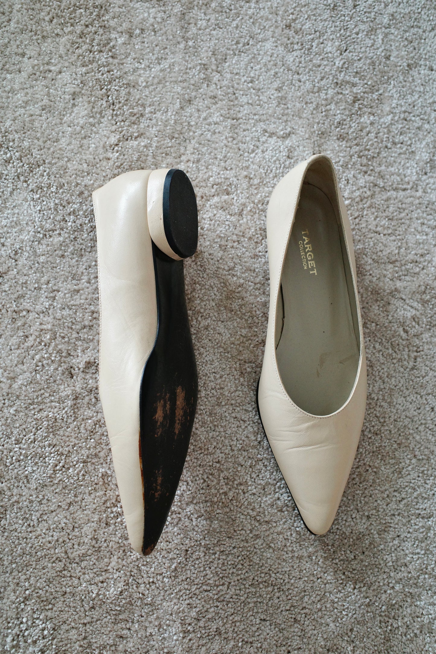 VINTAGE POINTY BALLERINAS