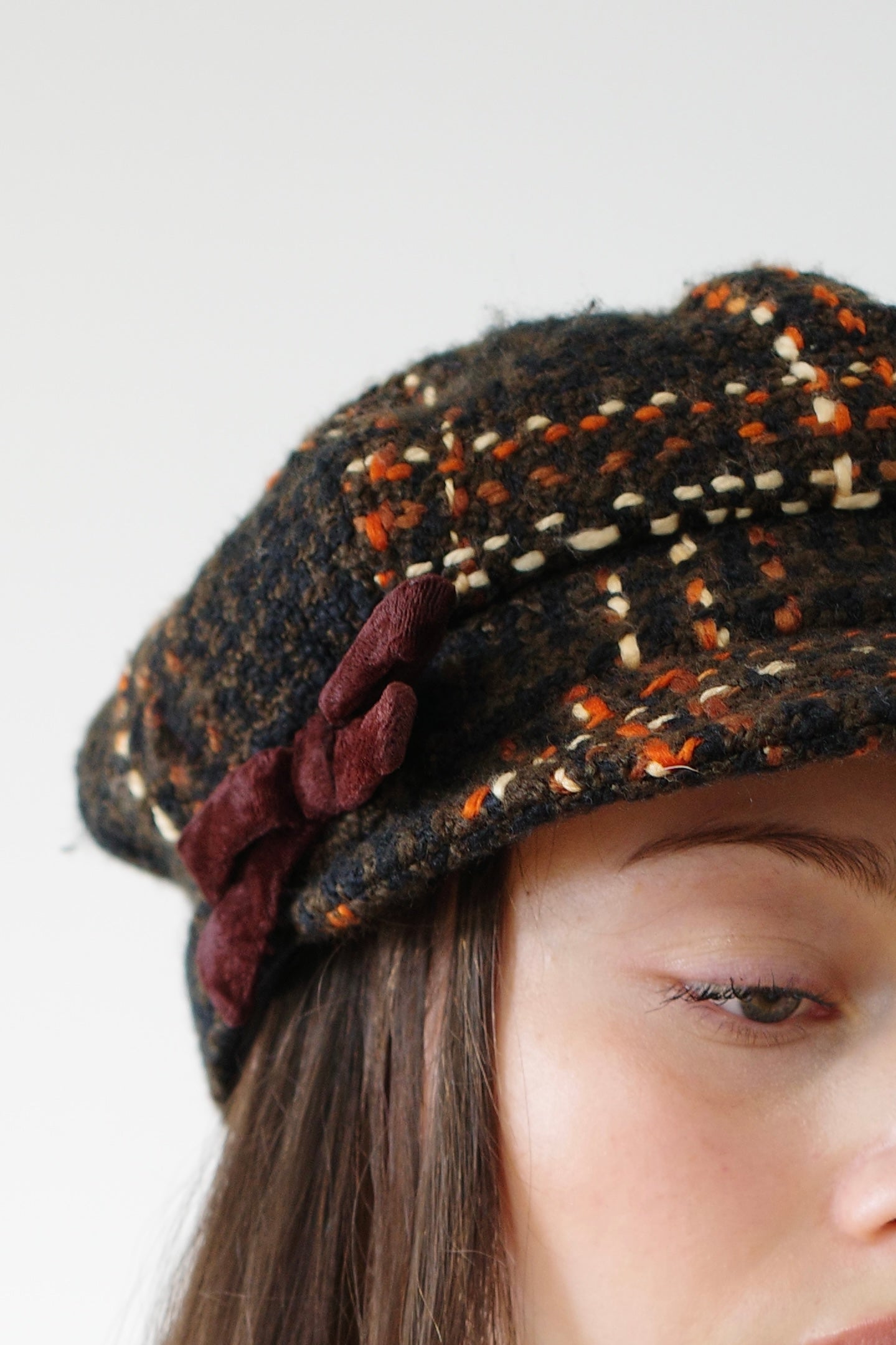 CHECKERED WOOL HAT WITH BOW