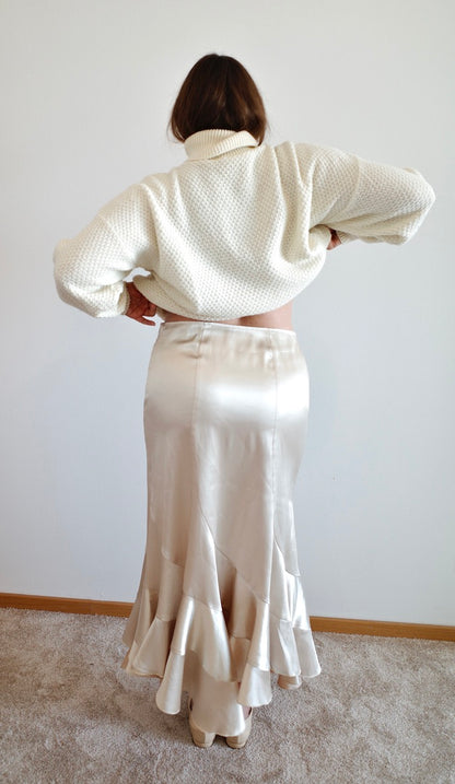 SILKY RUFFLED MAXI SKIRT