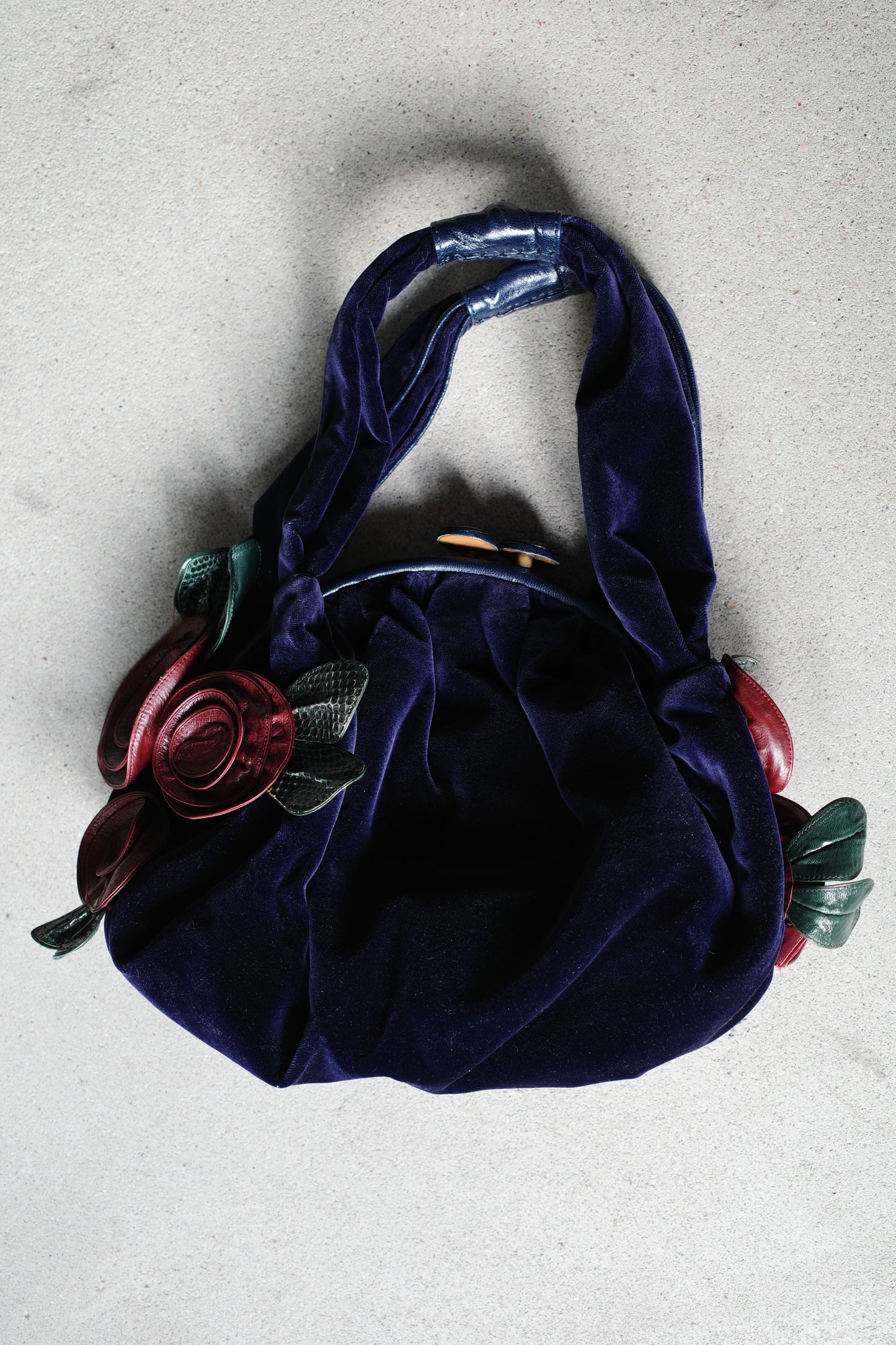 MARC JACOBS F/W 2005 VELVET HANDBAG /W FLOWERS