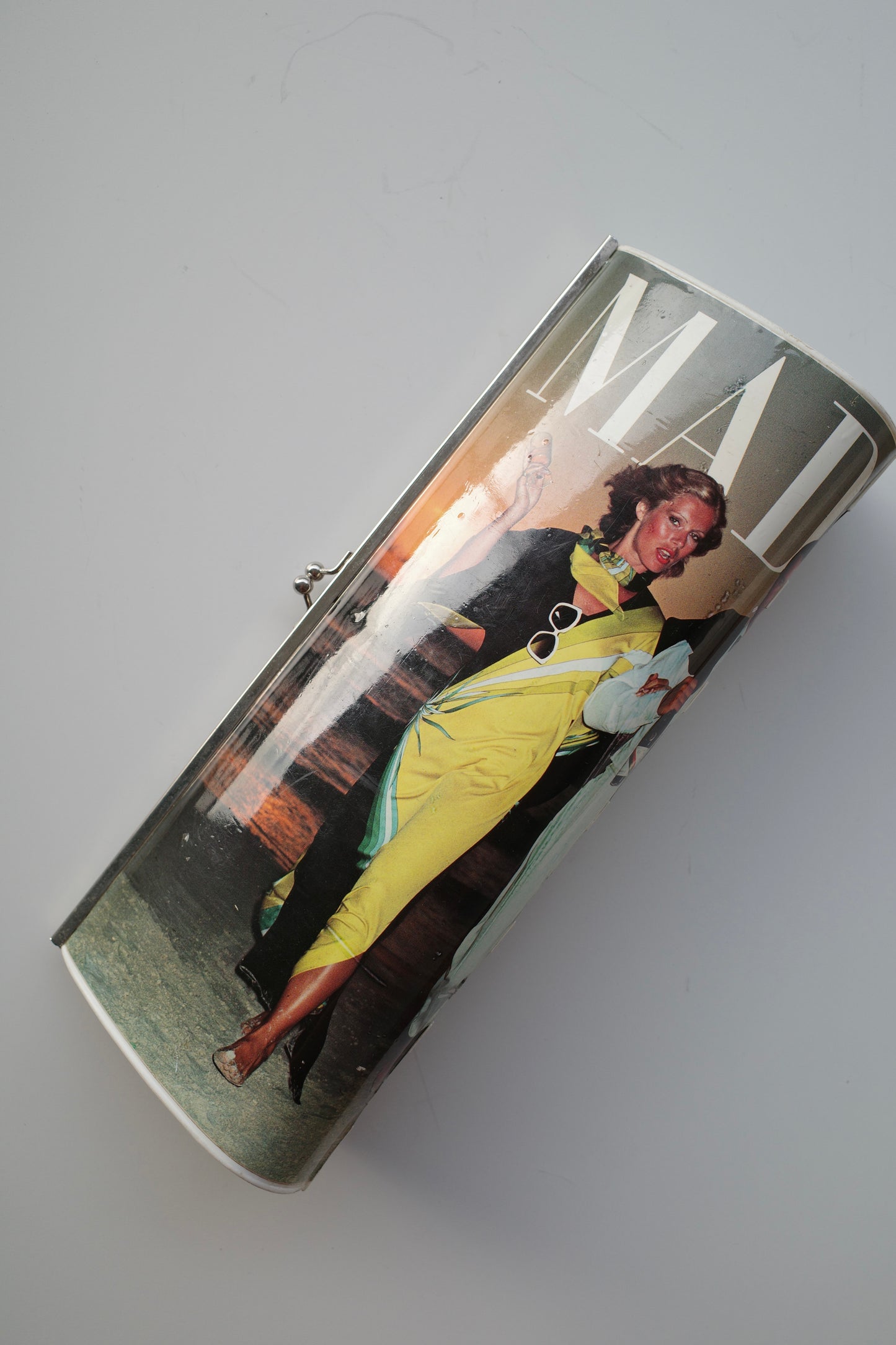 70s MAGAZINE CLUTCH