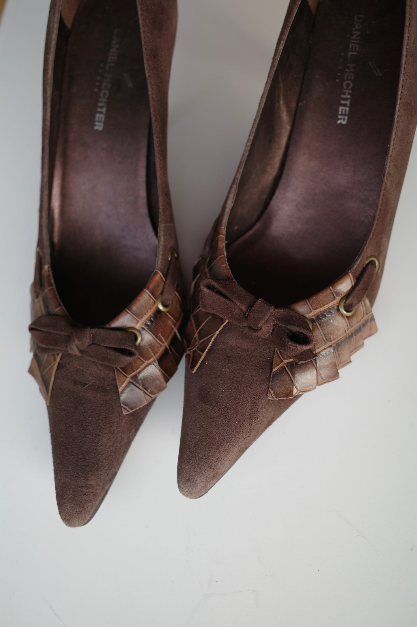DANIEL HECHTER SUEDE KITTEN HEELS