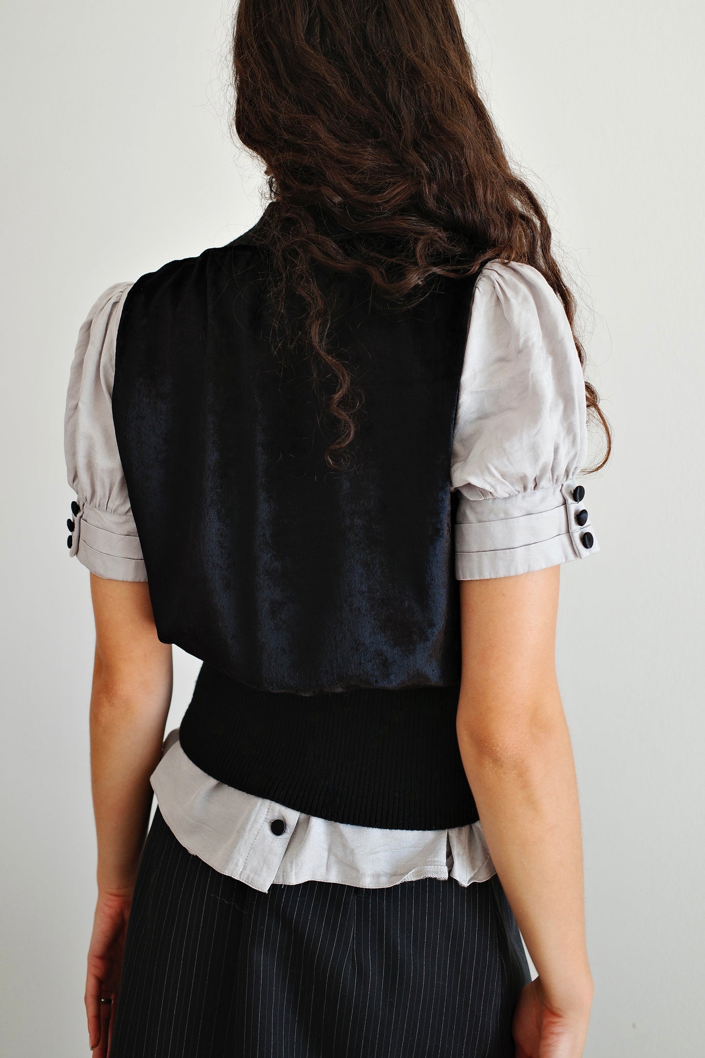 PAOLA FRANI VELVET VEST