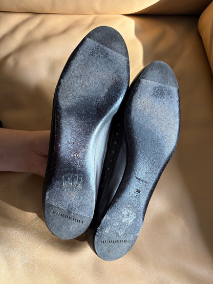 VINTAGE BURBERRY BALLET FLATS