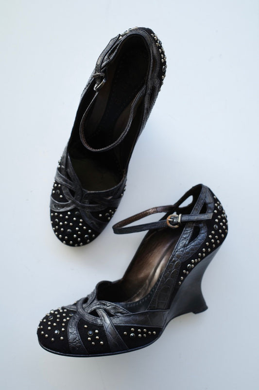 EL DANTES STUDDED SCULPTURAL WEDGES