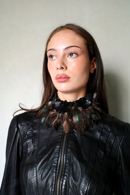 VINTAGE FEATHER COLLAR