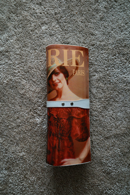 MAGAZINE CLUTCH 70s