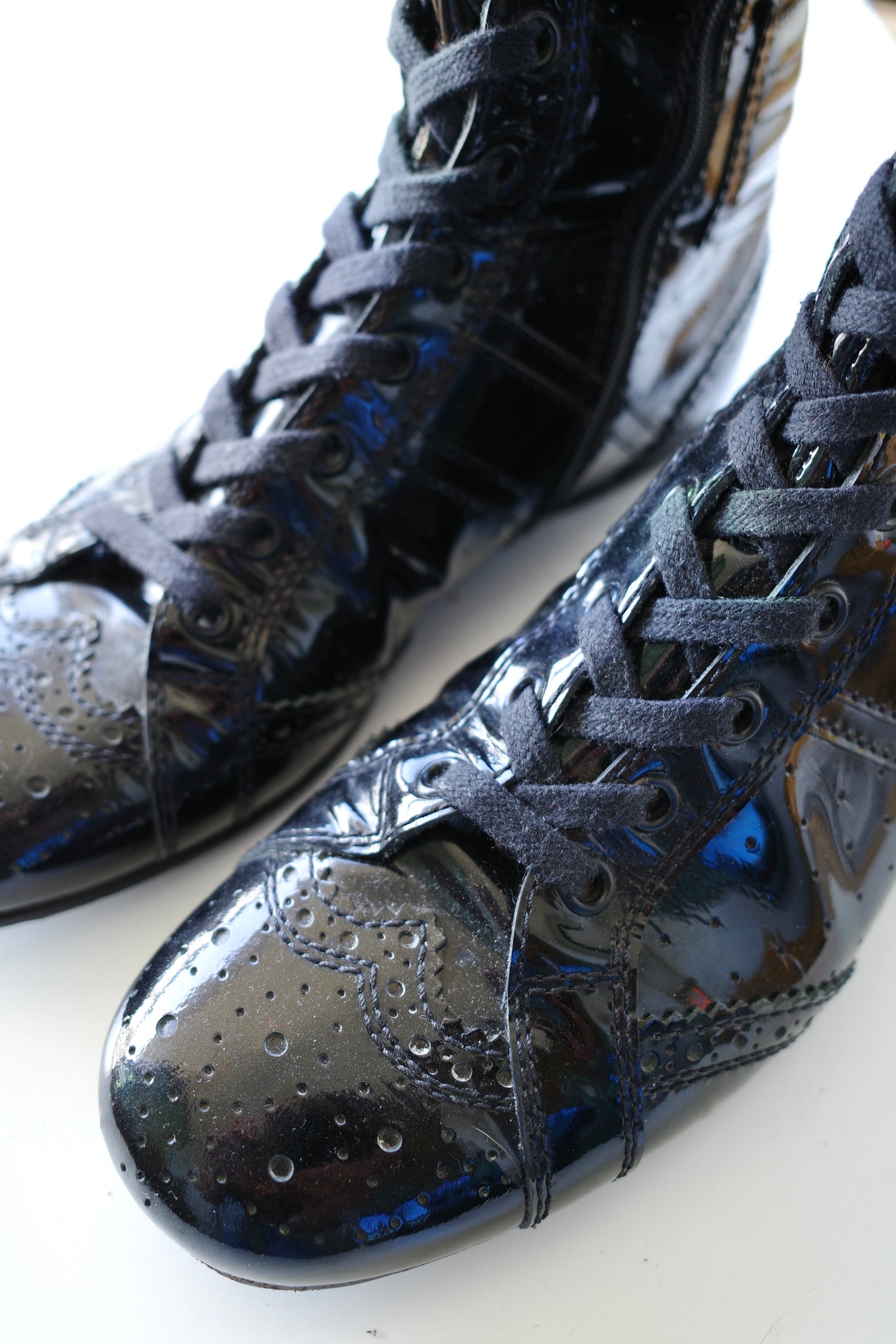 MIU MIU PATENT LEATHER BOXING BOOTS