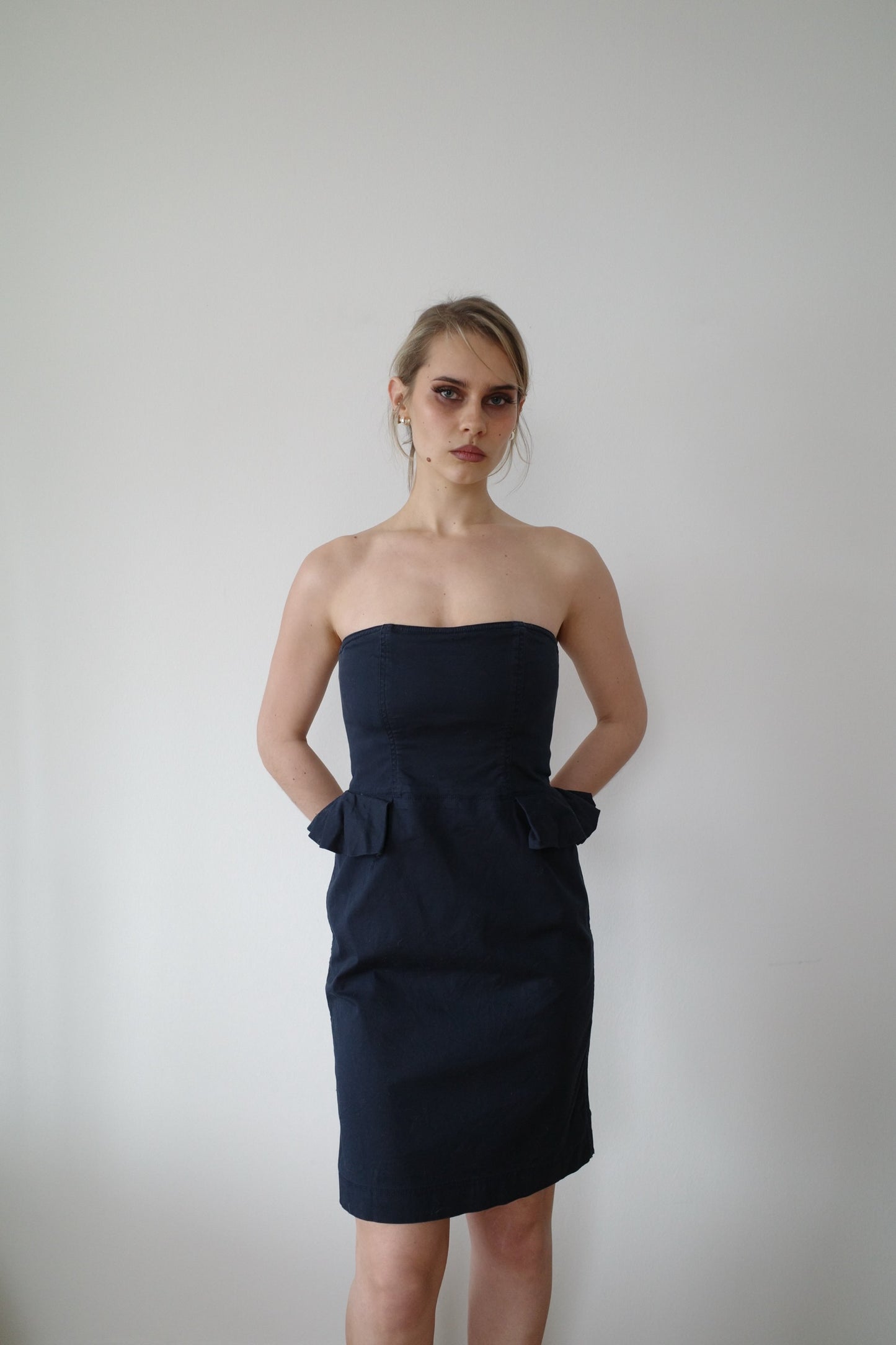 MARC JACOBS STRAPLESS DRESS