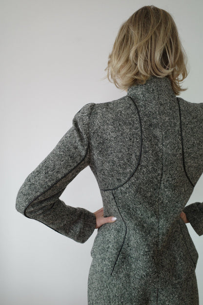 ALEXANDER MCQUEEN F/W 2004 TWO PIECE WOOL SUIT