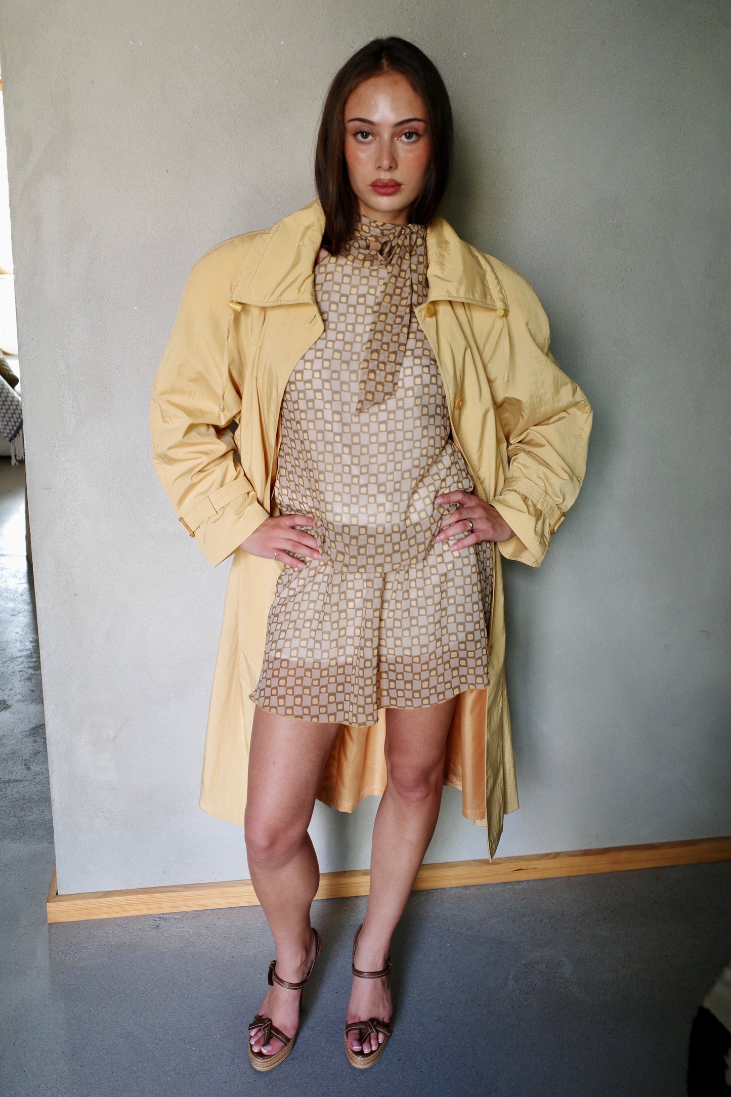 80s BUTTERYELLOW TRENCHCOAT