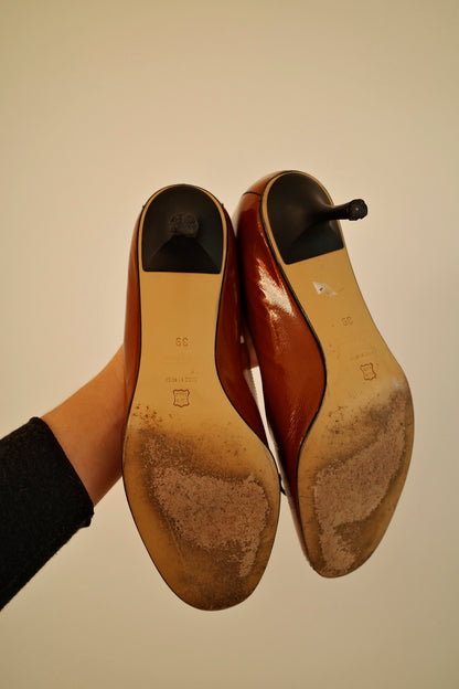 VINTAGE BOW KITTEN HEELS