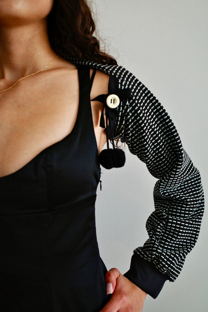 BOLERO STATEMENT SLEEVES