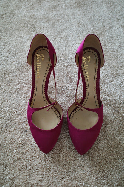 GALLIANO SATIN PUMPS