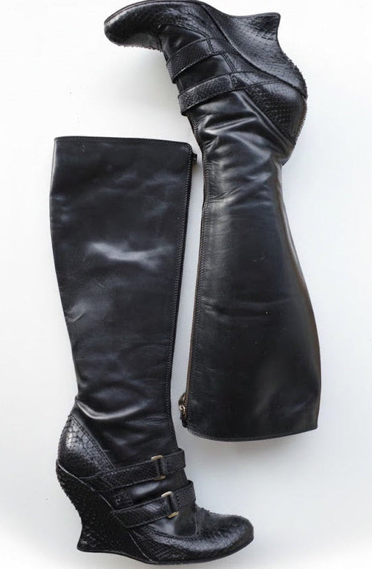 ALEXANDER MCQUEEN F/W 2006 PYTHON BOOTS